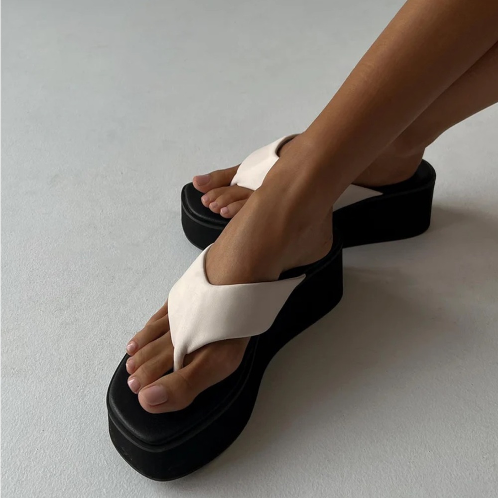 PRINCESS POLLY CRAWLEY SANDALS CREAM